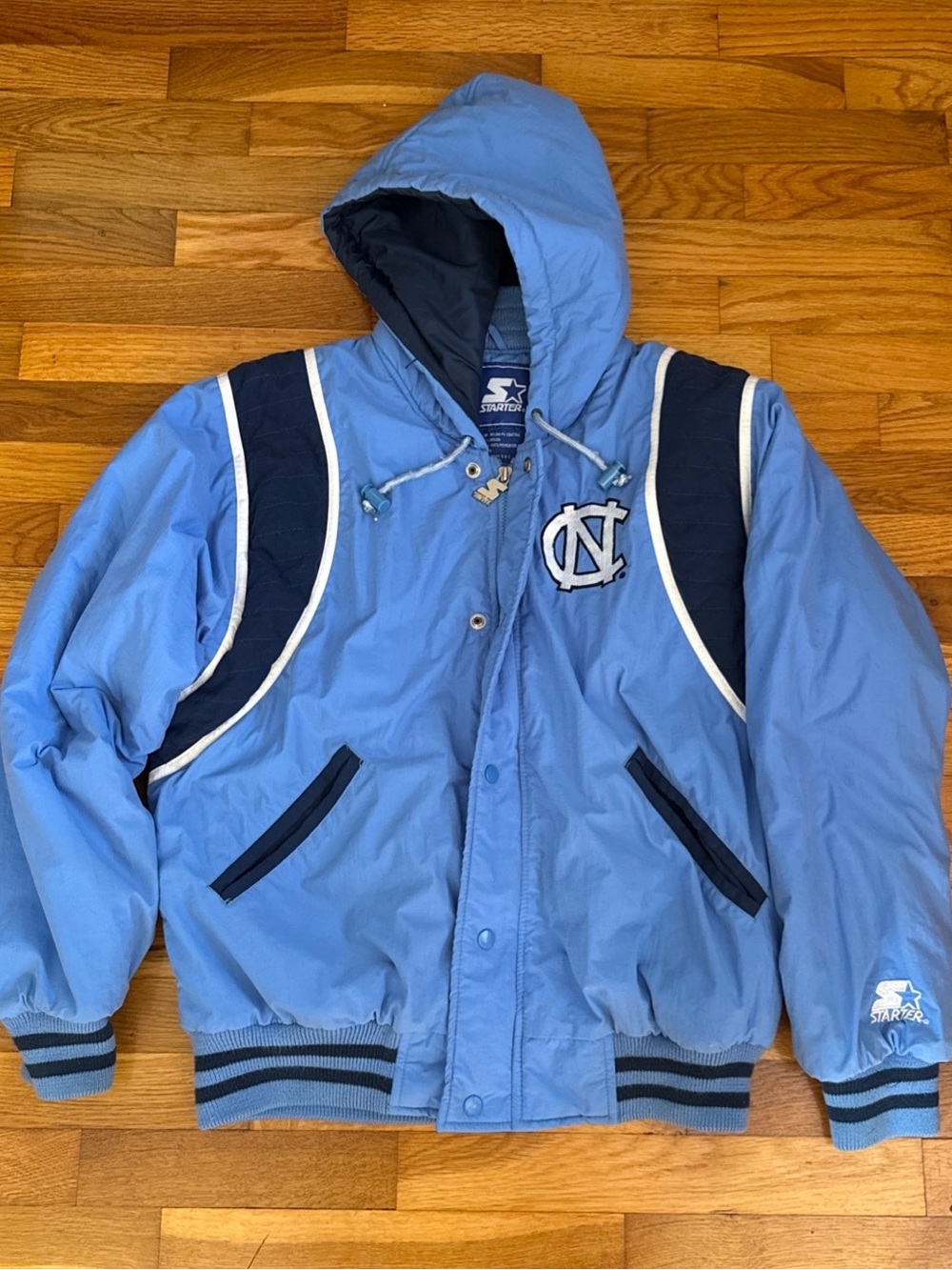 Vintage Rare Starter Men's Hooded Puffer Jacket - North Carolina - M Medium